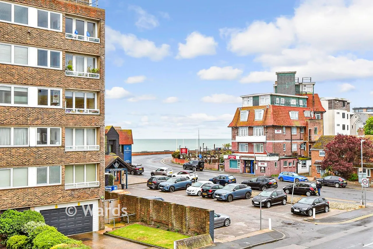 1 bed flat for sale, Stade Street, Hythe, CT21