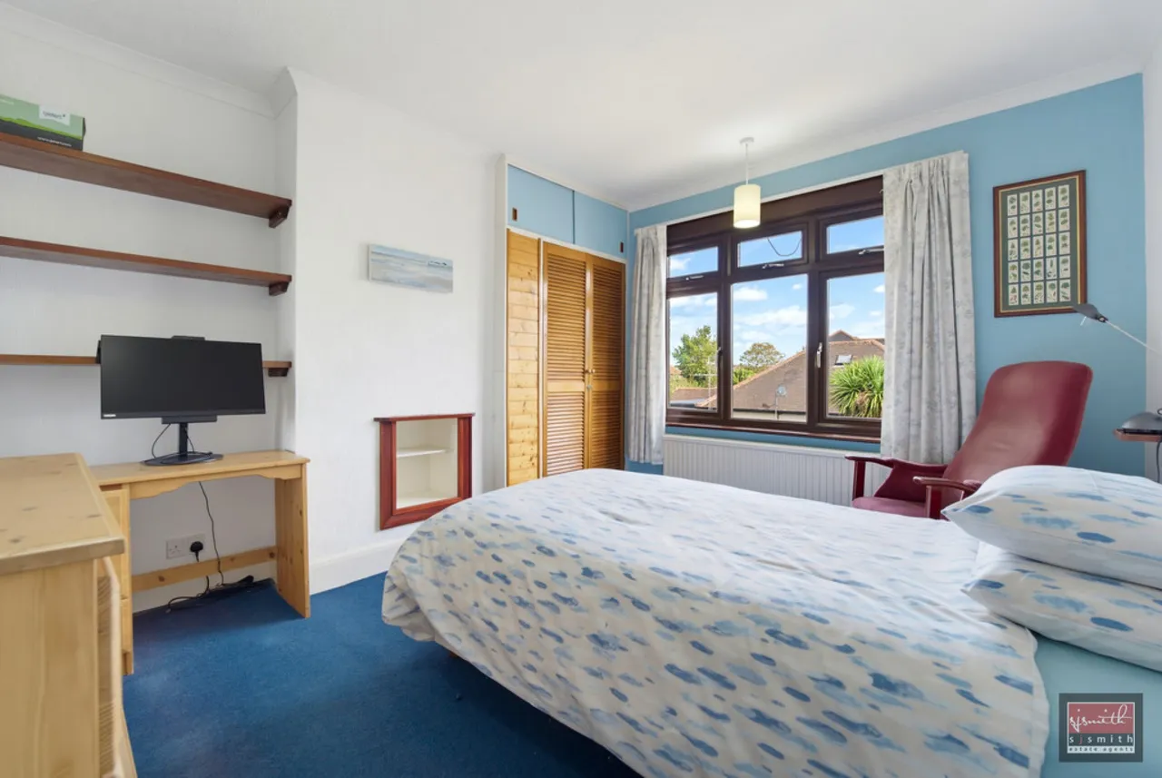 Stanwell Road, Ashford, photo 9