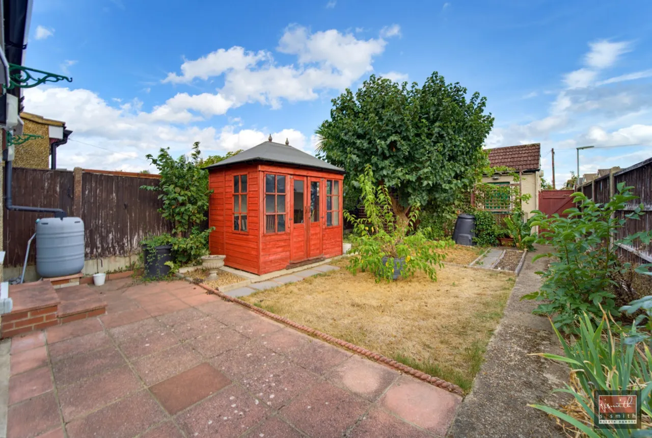 Stanwell Road, Ashford, photo 17