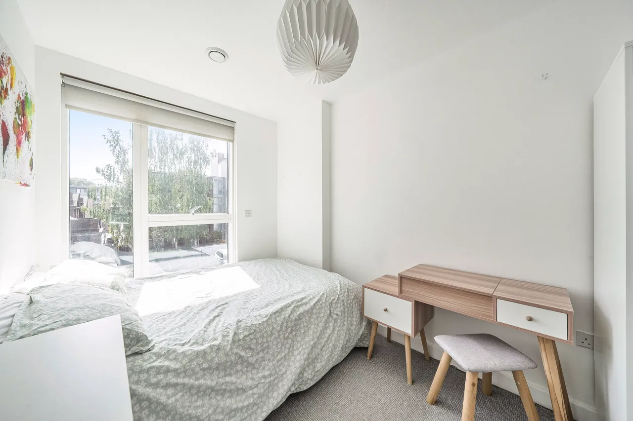30 Egleton House, 230 Roehampton Lane, London, photo 12