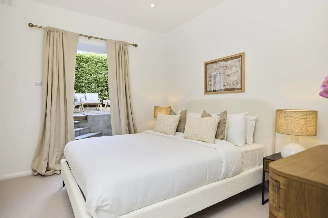 Barcombe Avenue London SW2, photo 10