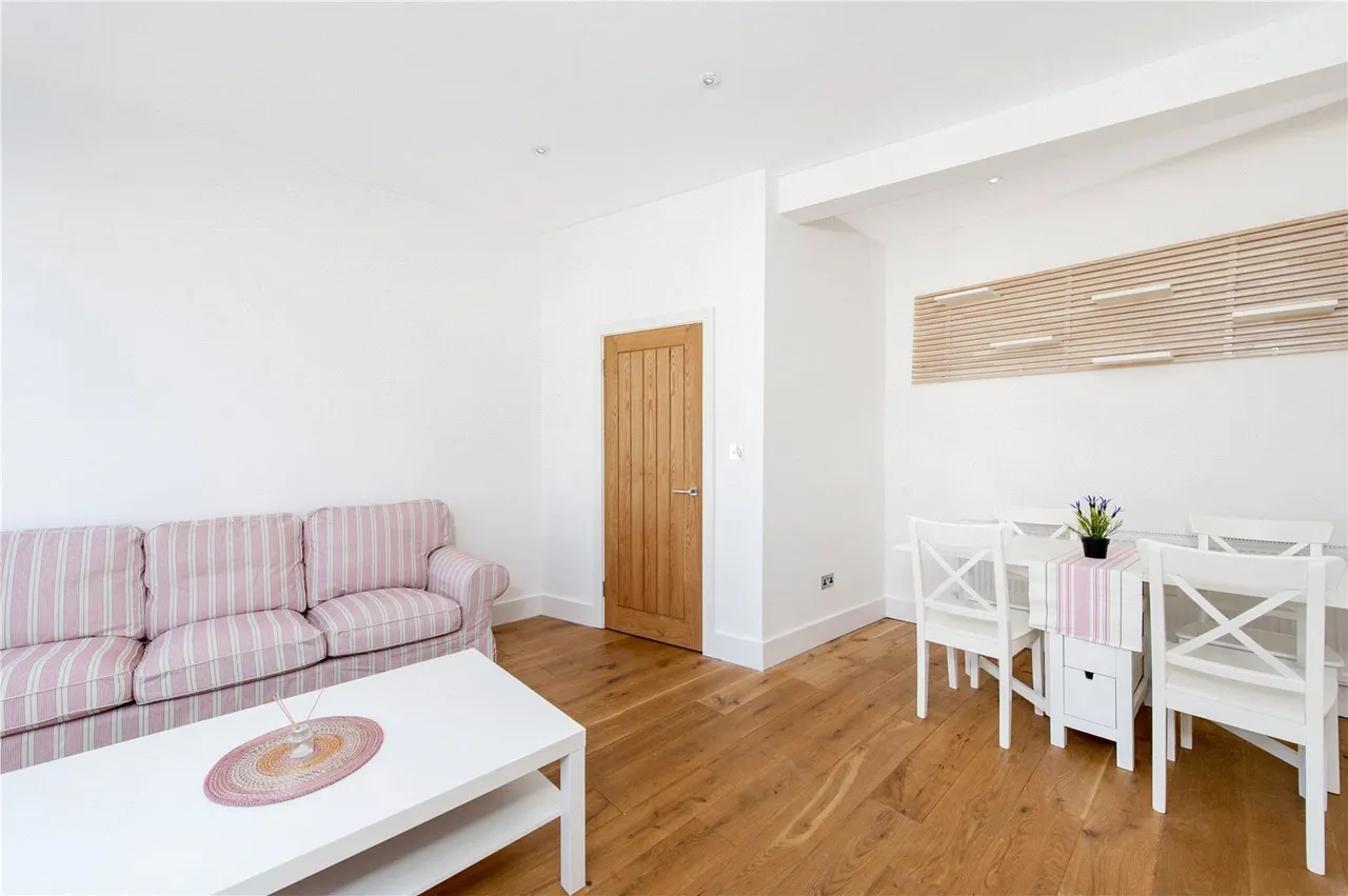 Querrin Street, Fulham, London, SW6, photo 2