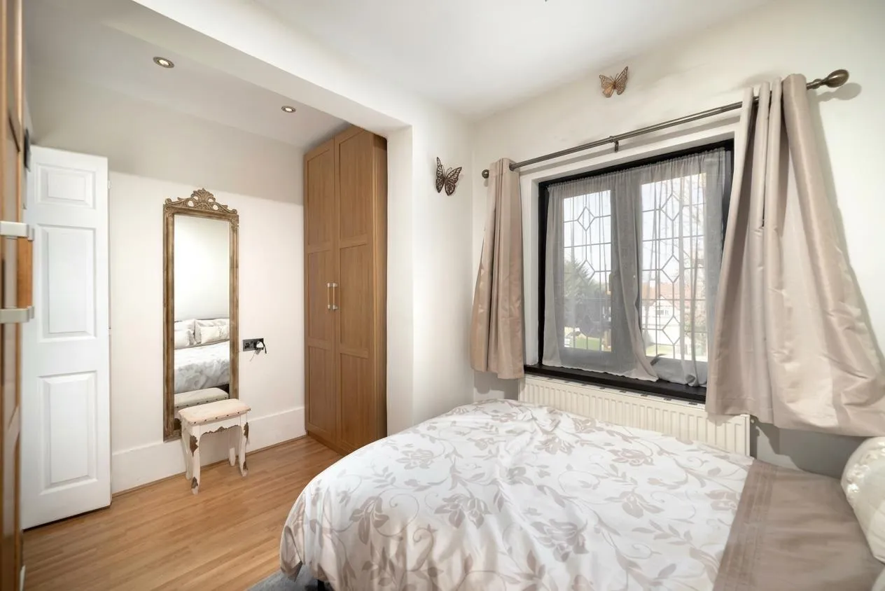 Laurel Gardens, Mill Hill, NW7, photo 12