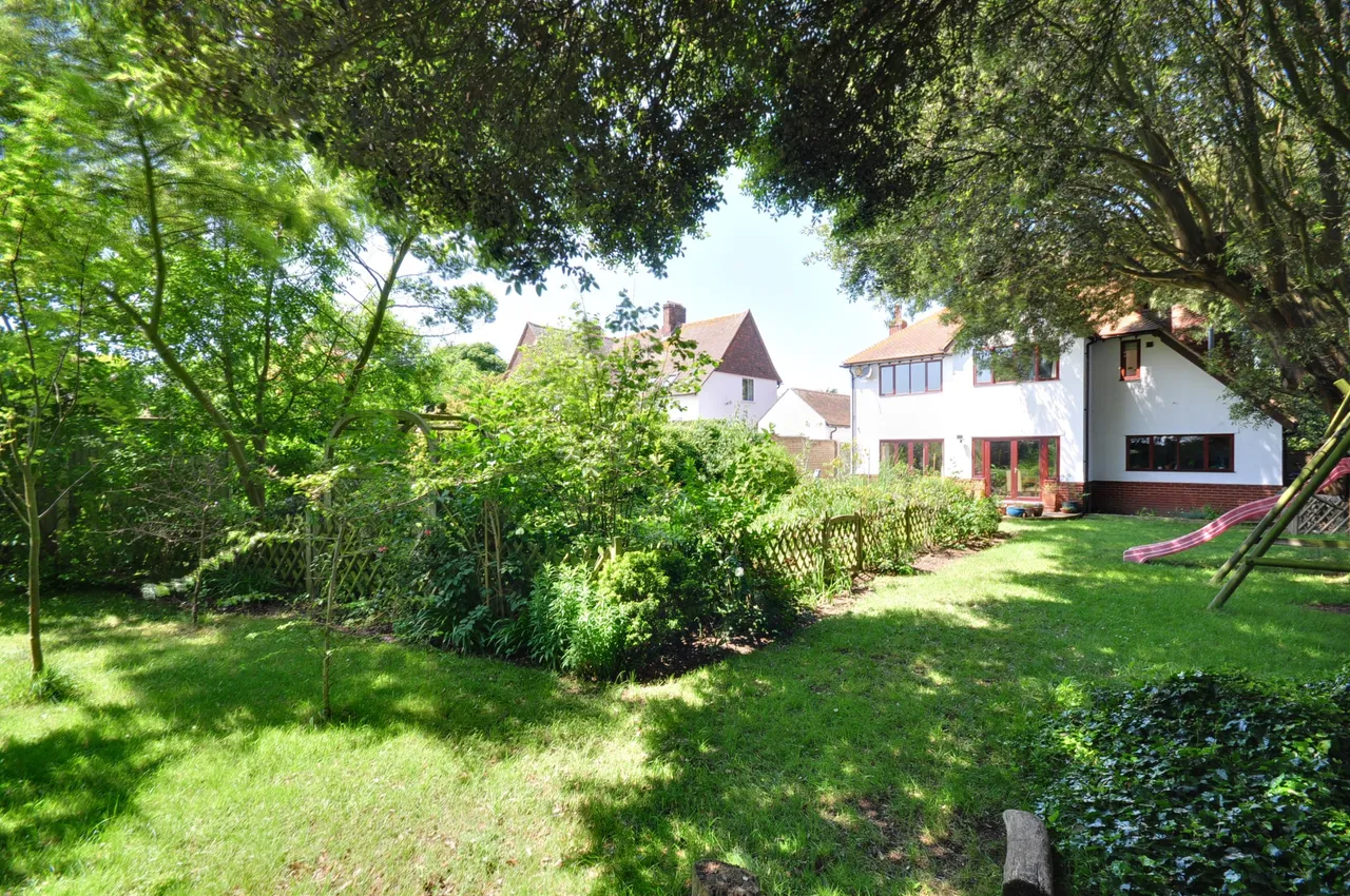 Fitzroy Avenue, Broadstairs, CT10, photo 13