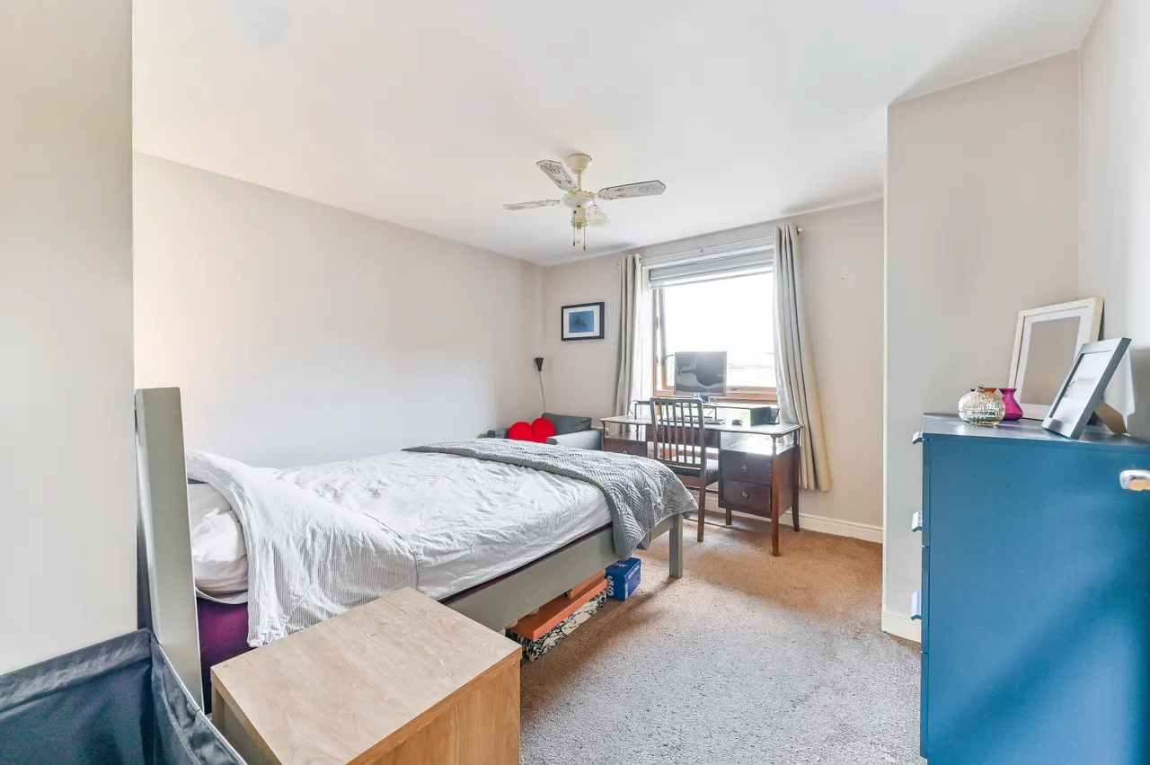 Flat 11, Innerd Court, 1 Clarke Close, Croydon, photo 6