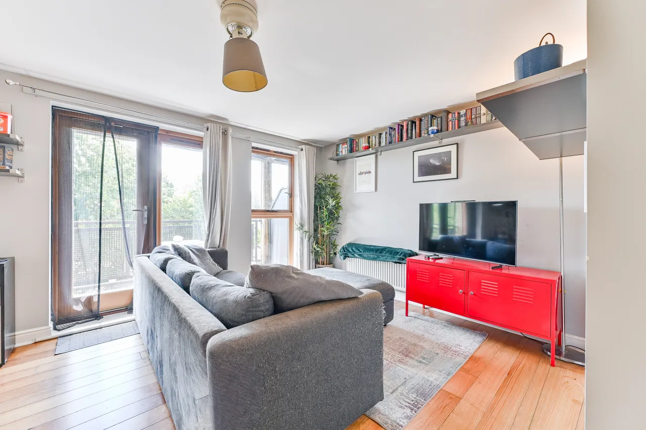 Flat 11, Innerd Court, 1 Clarke Close, Croydon, photo 4