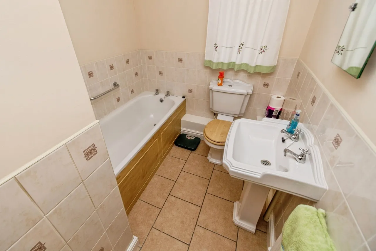 Moss Road, Cannock, Staffordshire, WS11, photo 11