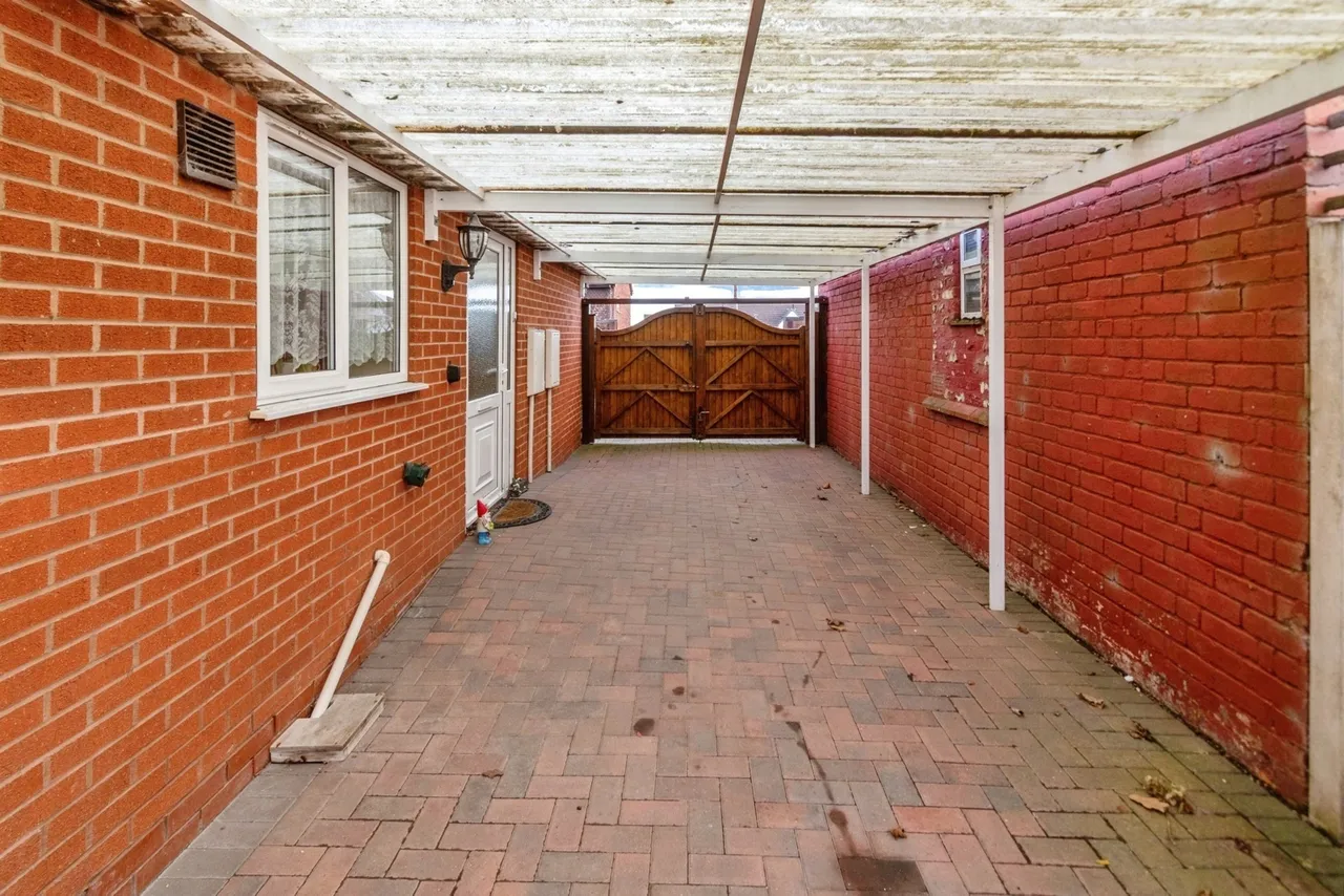 Moss Road, Cannock, Staffordshire, WS11, photo 19