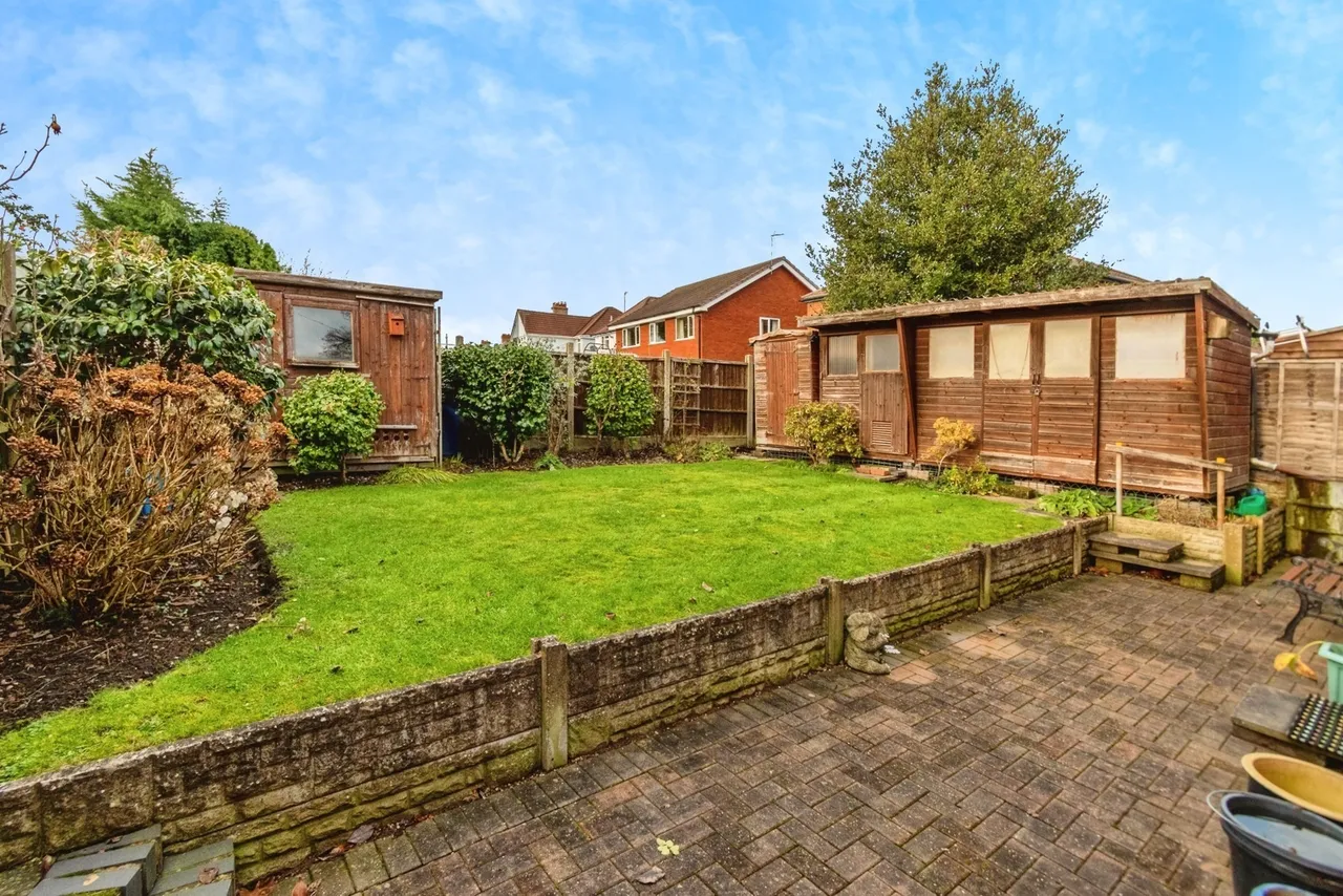 Moss Road, Cannock, Staffordshire, WS11, photo 2