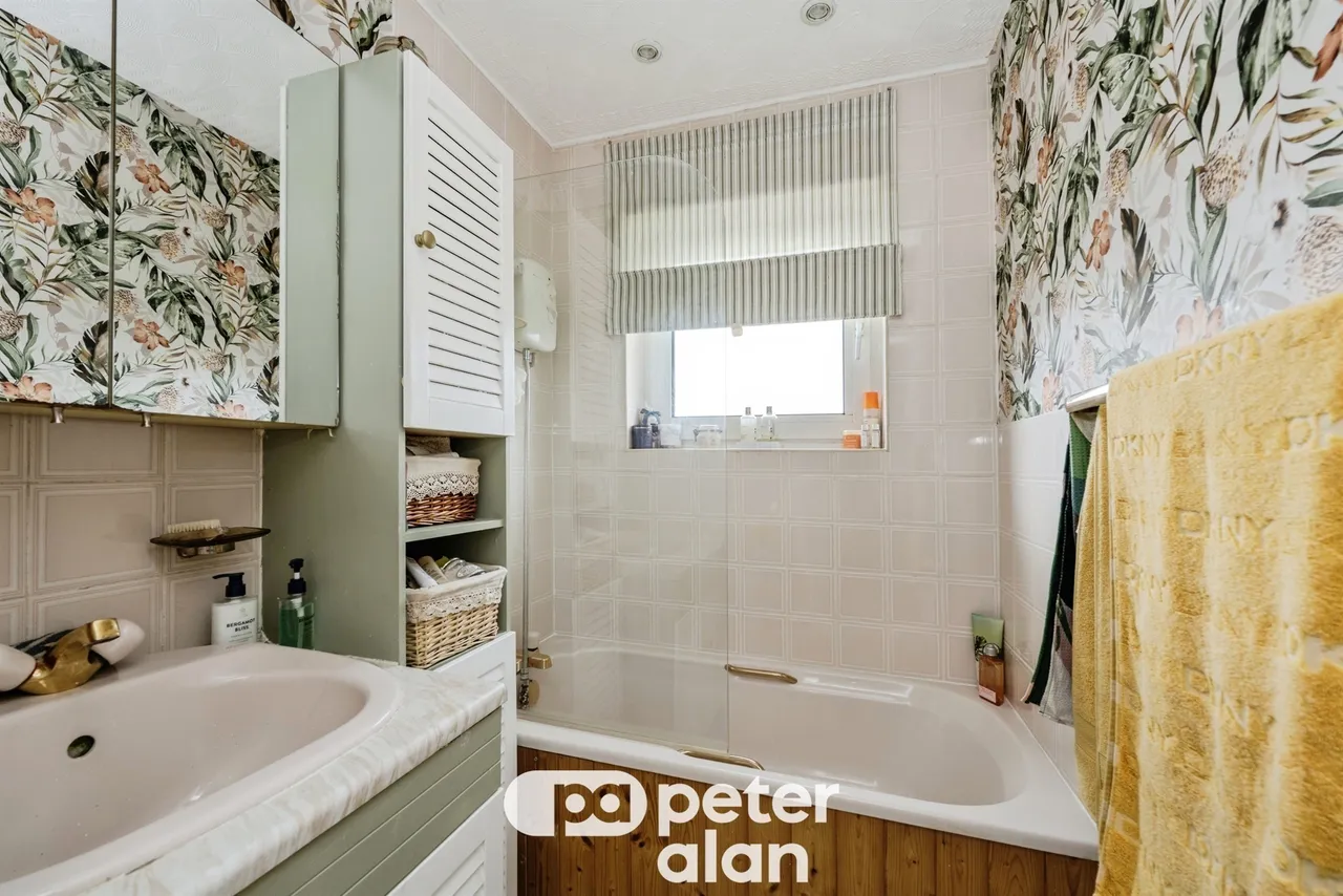 Plas Newydd Swansea, SA2, photo 4