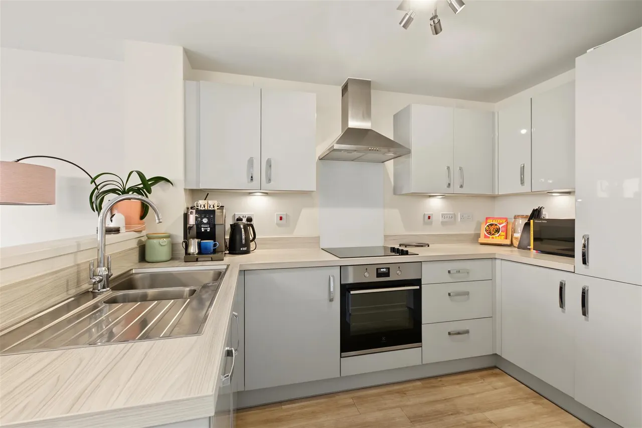 Plessey Road, Beeston, NG9, photo 4