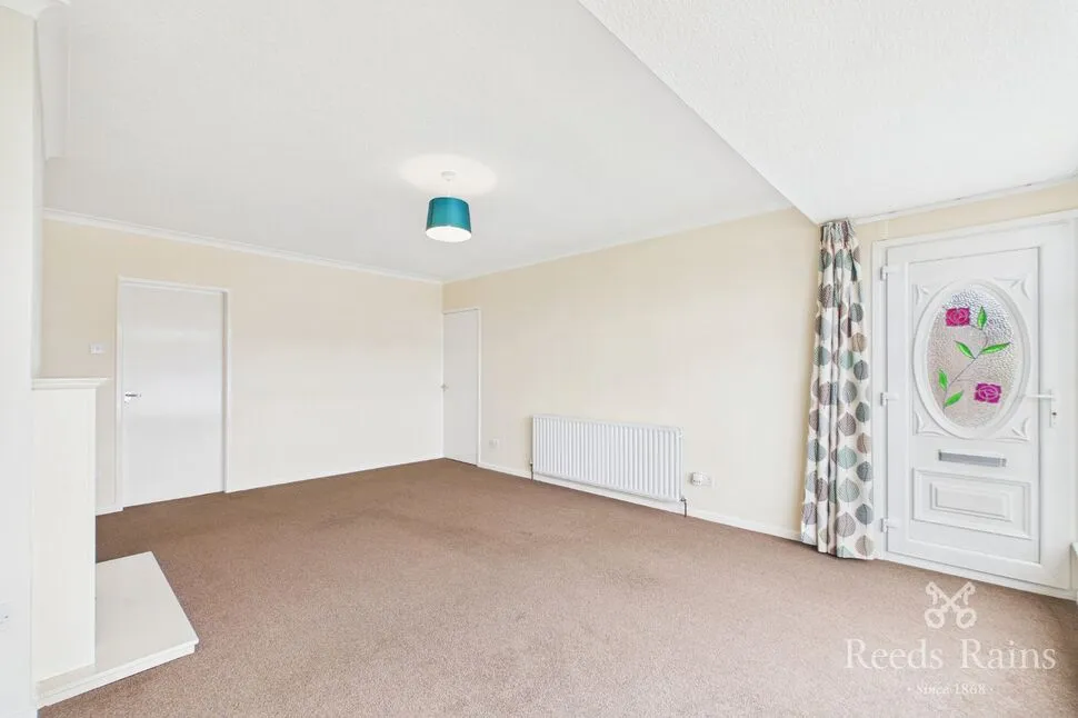 Woodkirk Avenue, Tingley, WF3, photo 3