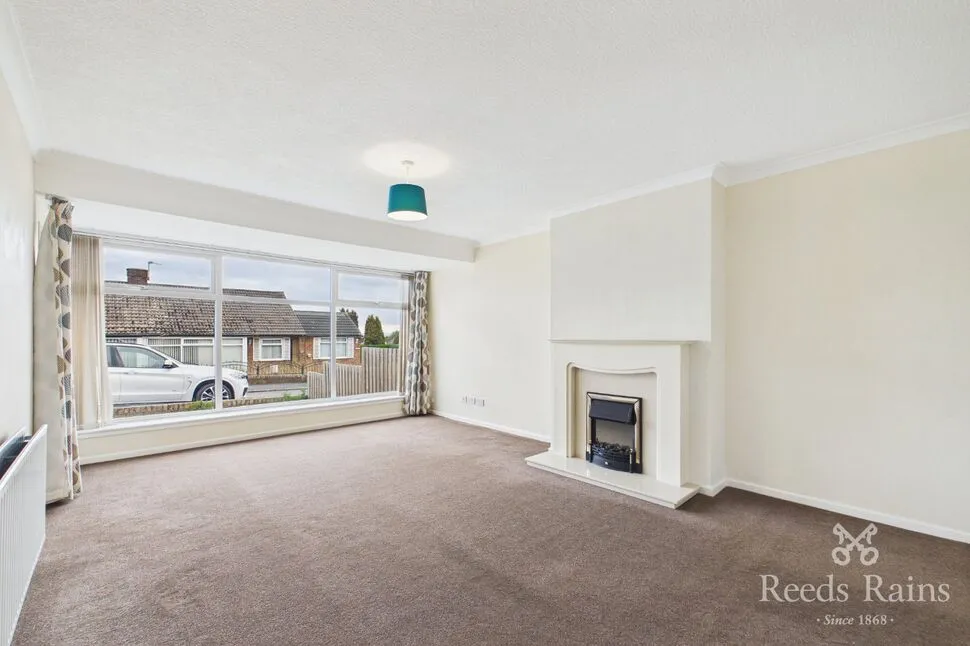 Woodkirk Avenue, Tingley, WF3, photo 2