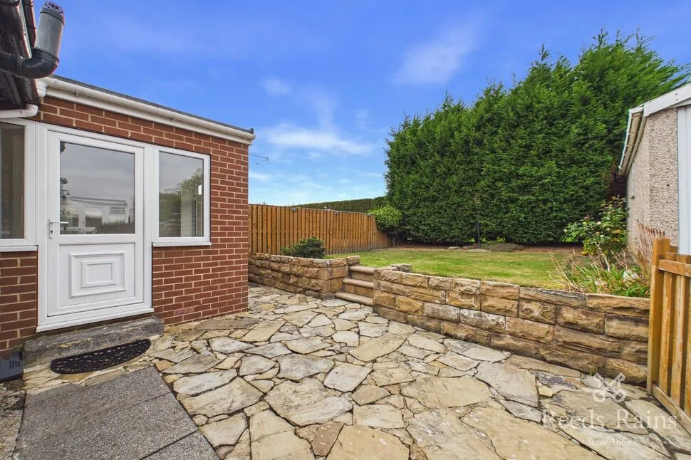 Woodkirk Avenue, Tingley, WF3, photo 11