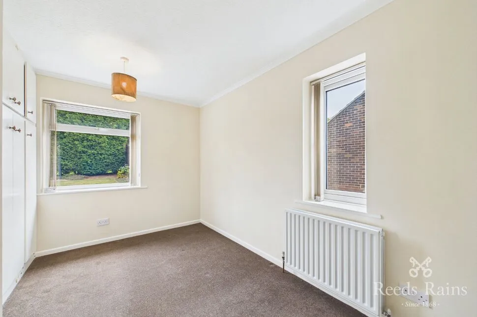 Woodkirk Avenue, Tingley, WF3, photo 9