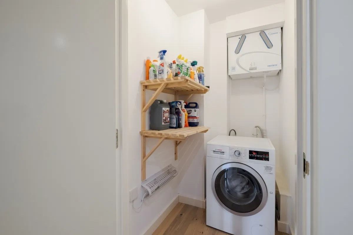 Goswell Road, London, EC1V, photo 9