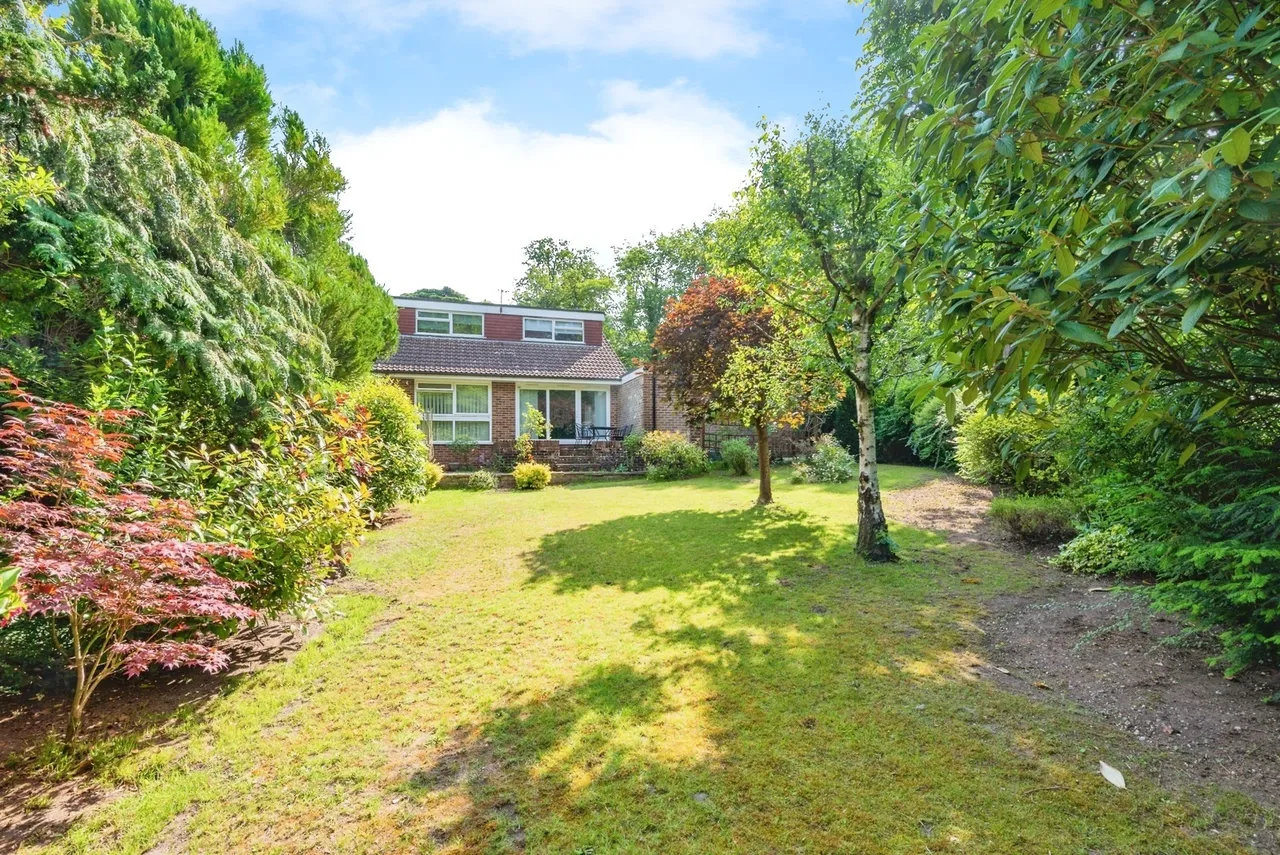 Ermyn Way, Leatherhead, KT22, photo 5