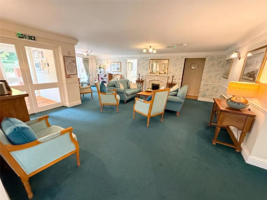 Firwood Drive, Camberley, GU15, photo 8