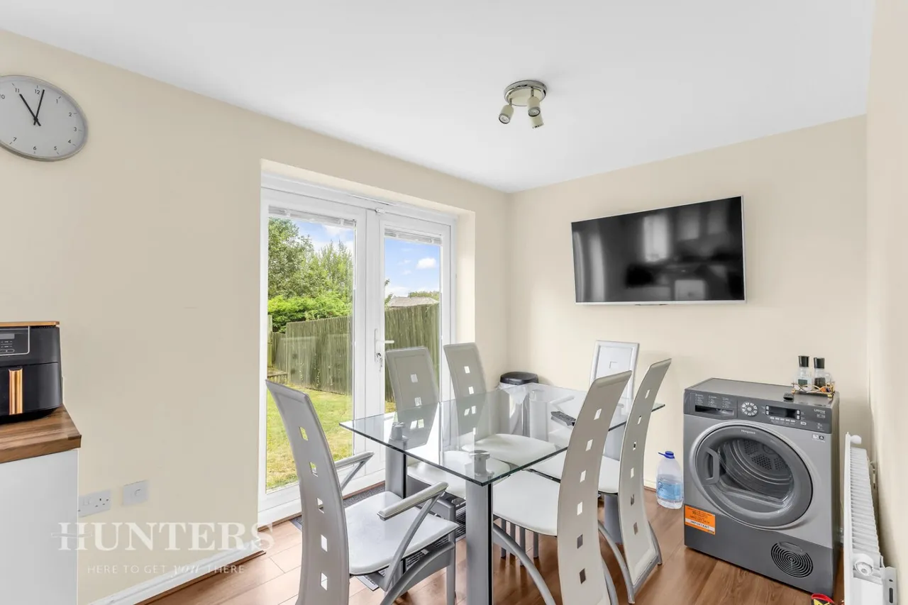 Mayflower Gardens, Wardle, OL12, photo 8