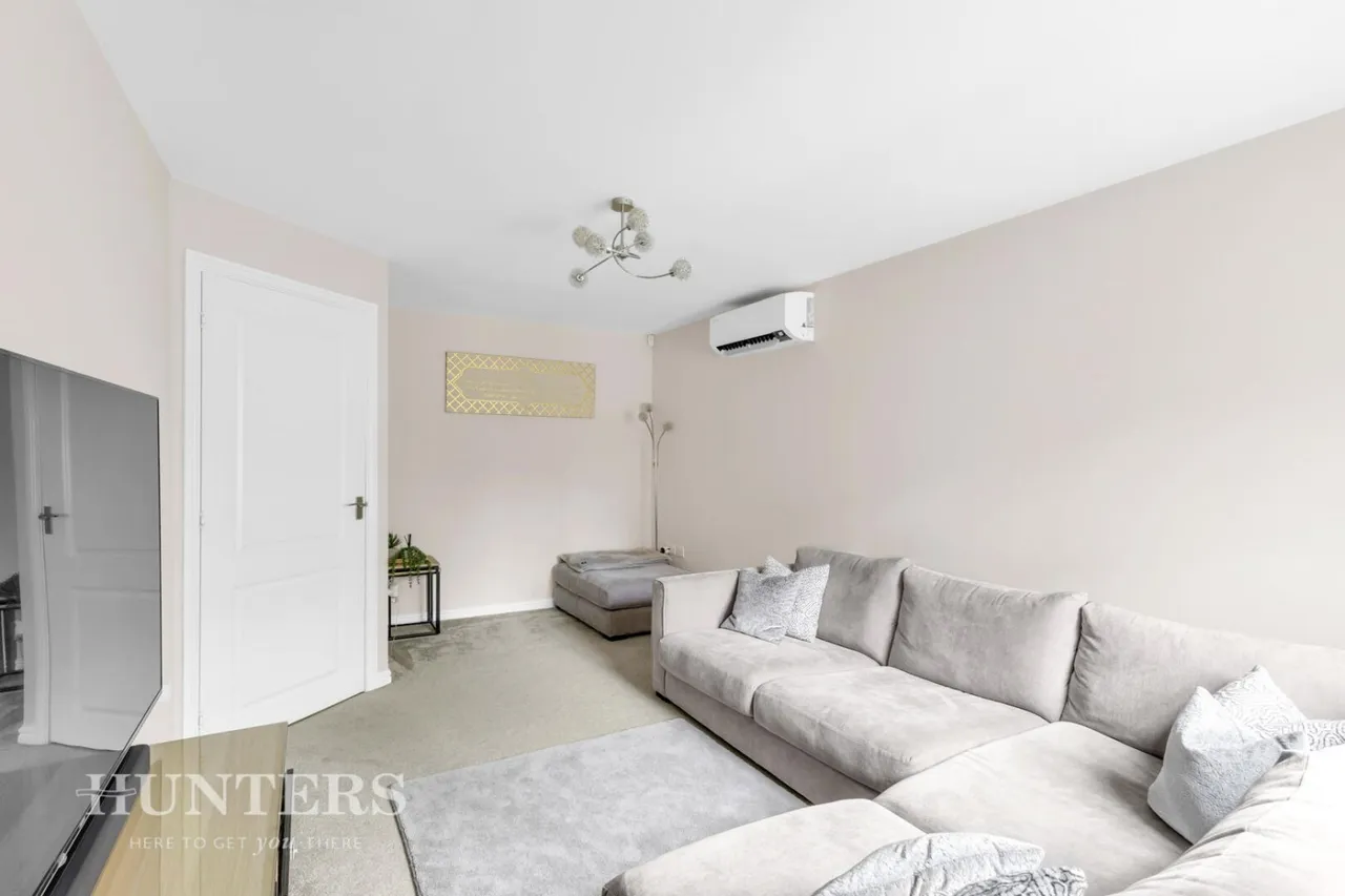 Mayflower Gardens, Wardle, OL12, photo 6