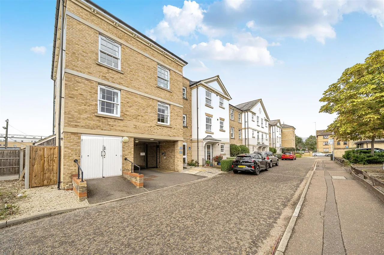 Springfield Road, Chelmsford, CM2, photo 11