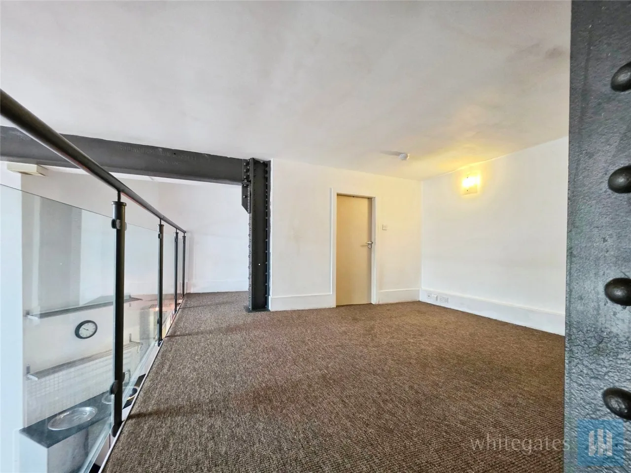 Bradford Road, Dewsbury, WF13, photo 3