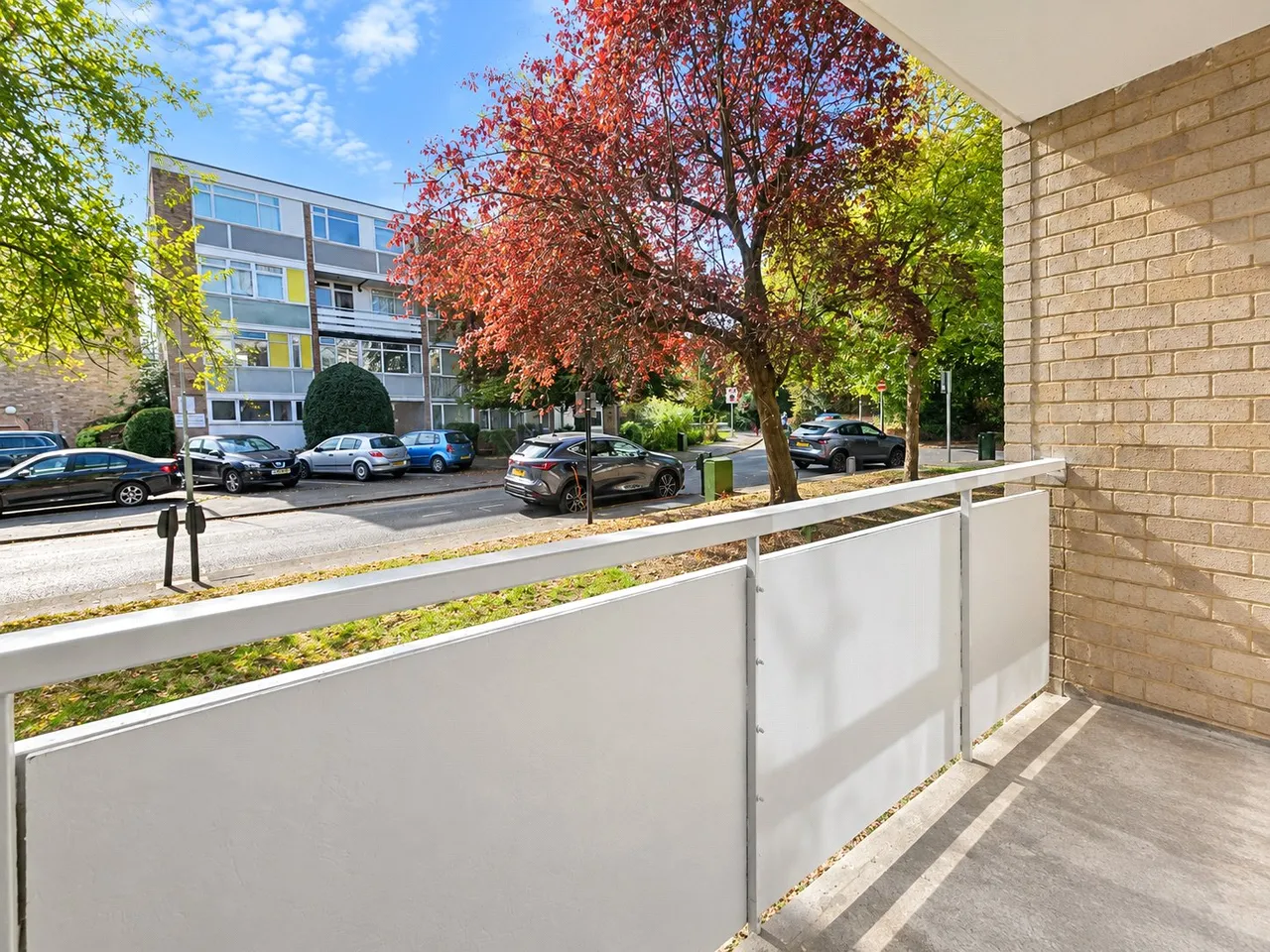 Hill View Court, Woking, GU22, photo 10
