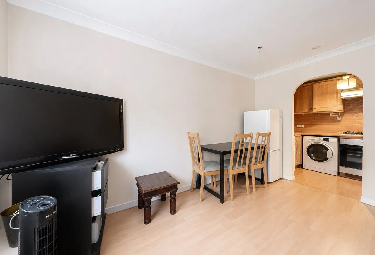Wilkins Close, Mitcham, CR4 3SA, photo 7