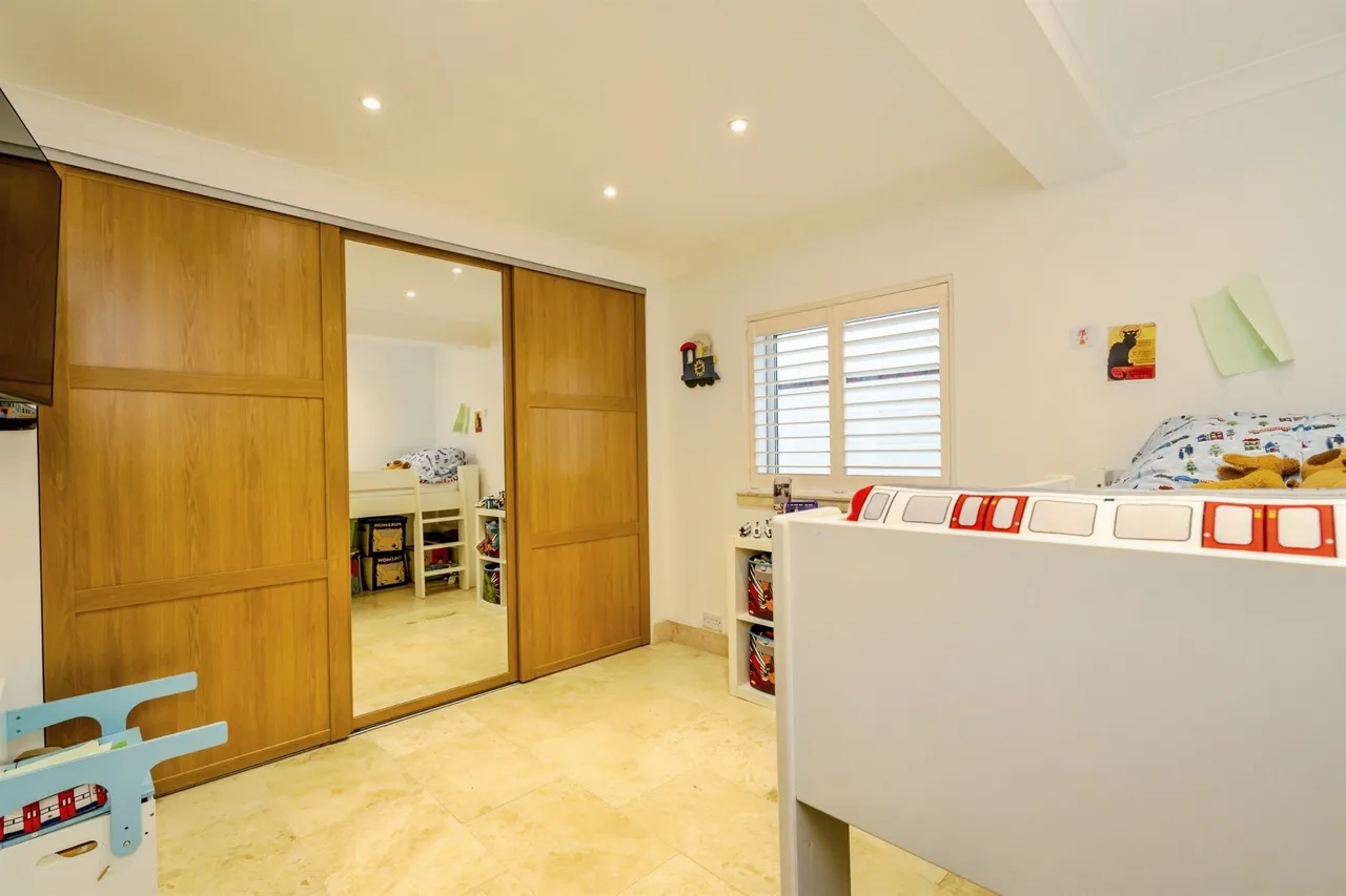 Hewarts Lane, Bognor Regis, PO21, photo 13