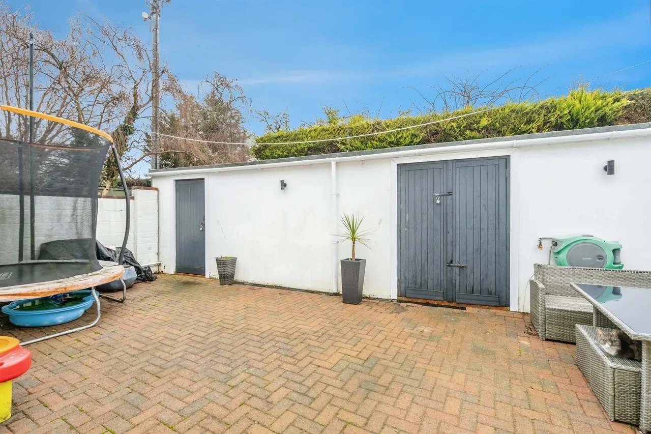 Hewarts Lane, Bognor Regis, PO21, photo 16