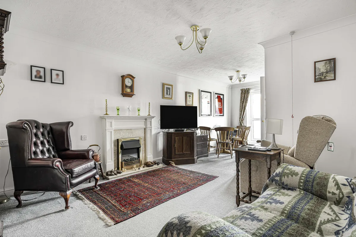 Saxon Court, Bicester, photo 2