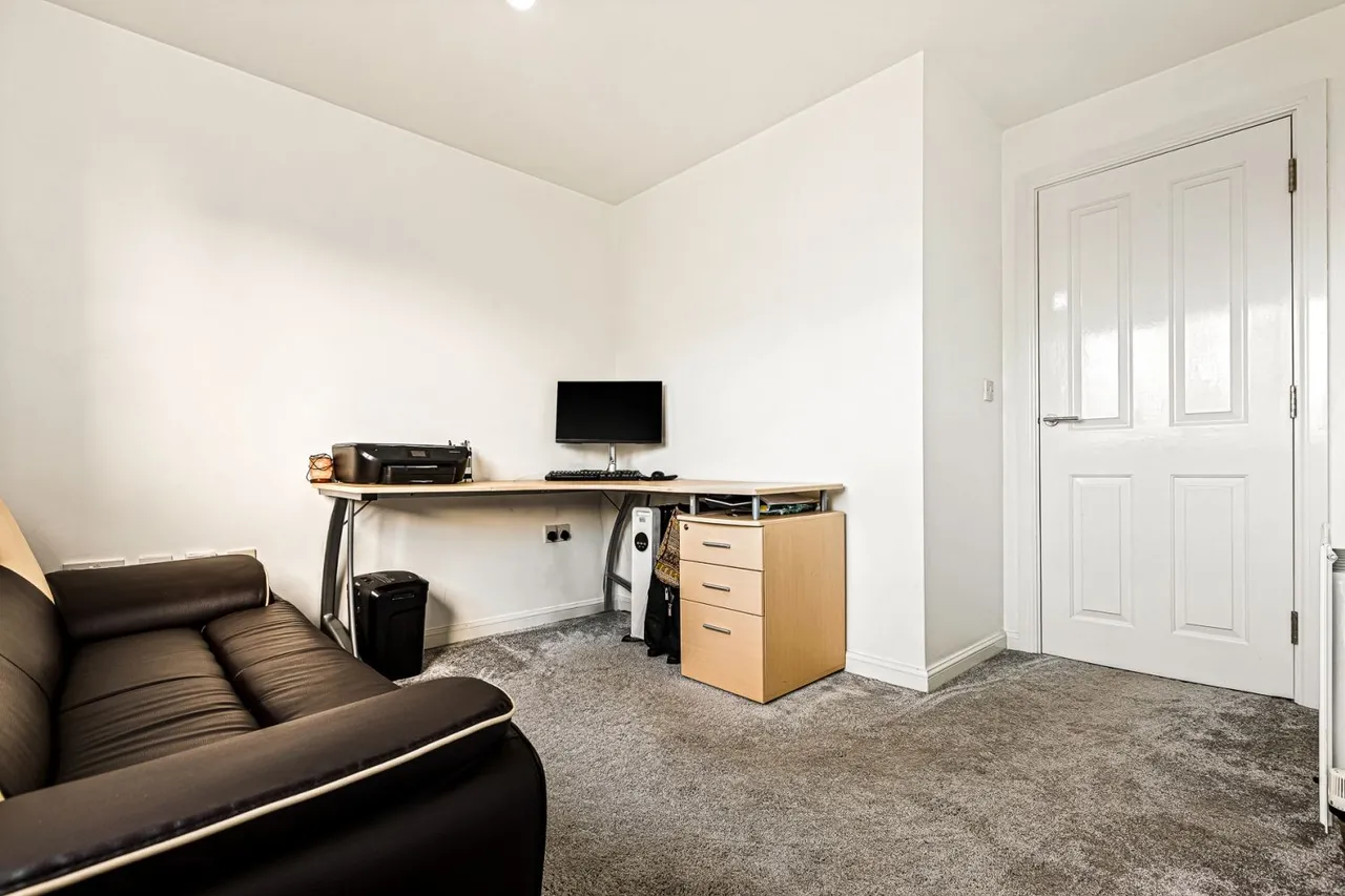 Onyx Crescent, Leicester, LE4, photo 11