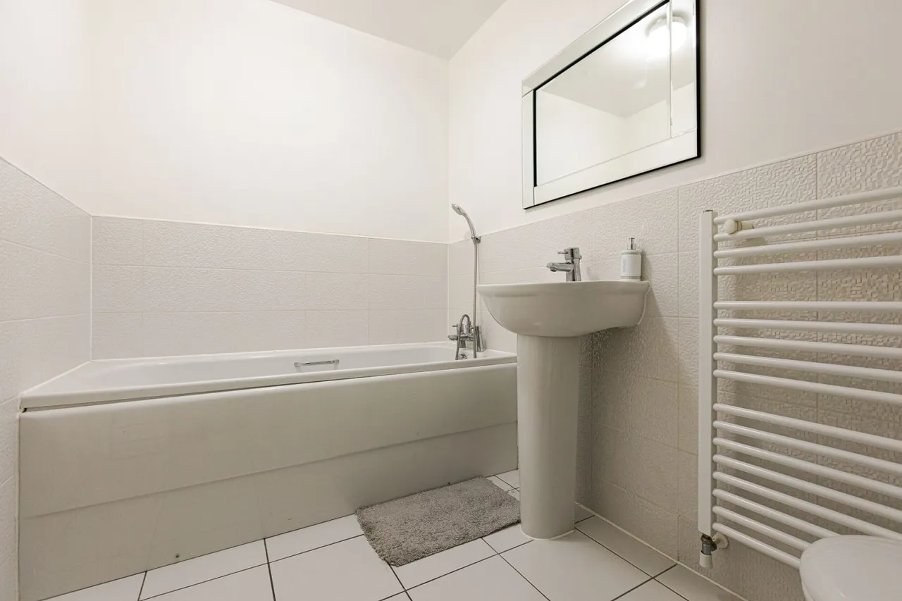 Onyx Crescent, Leicester, LE4, photo 12
