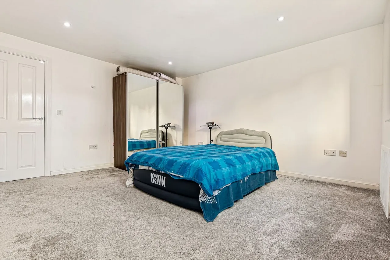 Onyx Crescent, Leicester, LE4, photo 9