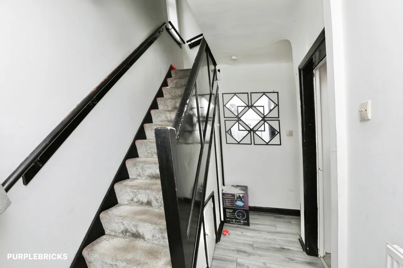 Ash Grove, Liverpool, L15, photo 11