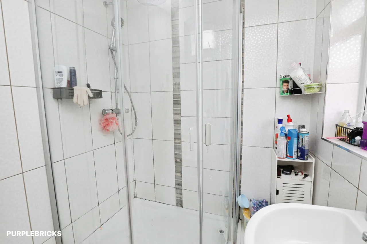 Ash Grove, Liverpool, L15, photo 17