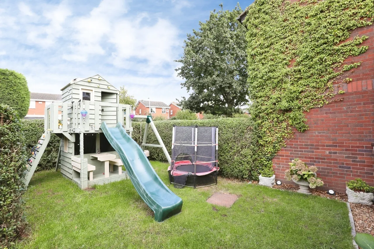 Sycamore Lane, Stafford, ST17, photo 18