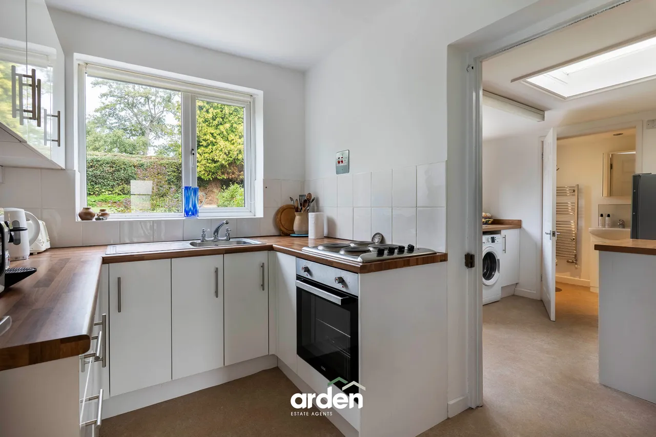 Callow Hill Road, Alvechurch, B48, photo 3