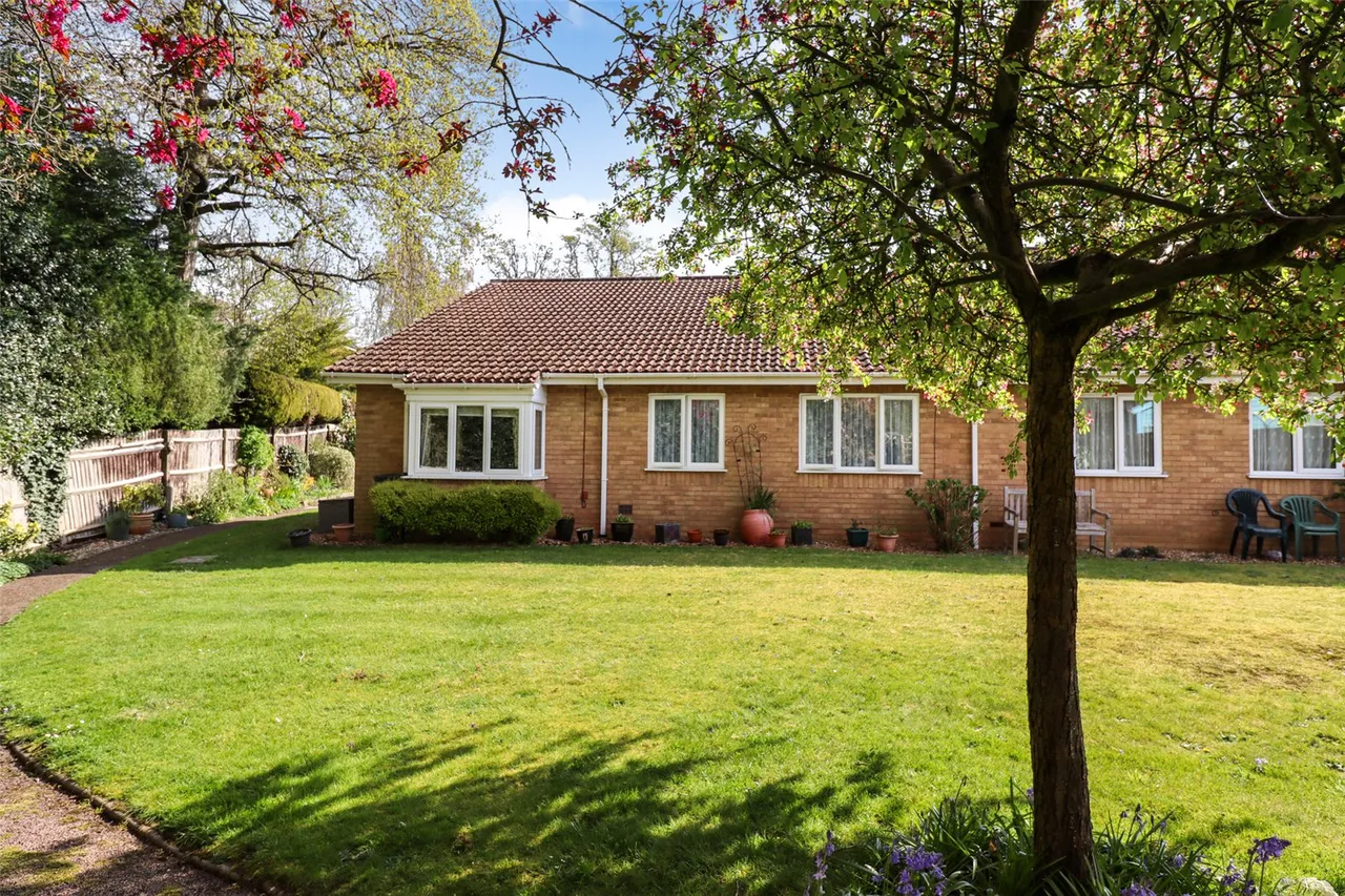 Crookham Road, Fleet, Hampshire, GU51 5SL, photo 10