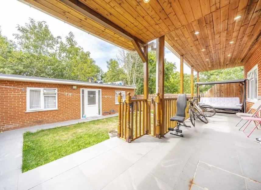 Coniston Avenue, Perivale, UB6, photo 4