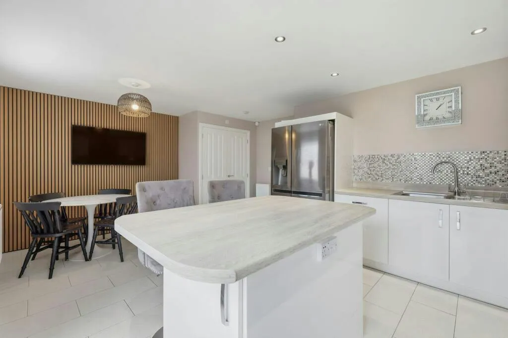 Rawlinson Chase, Halstead, CO9, photo 6