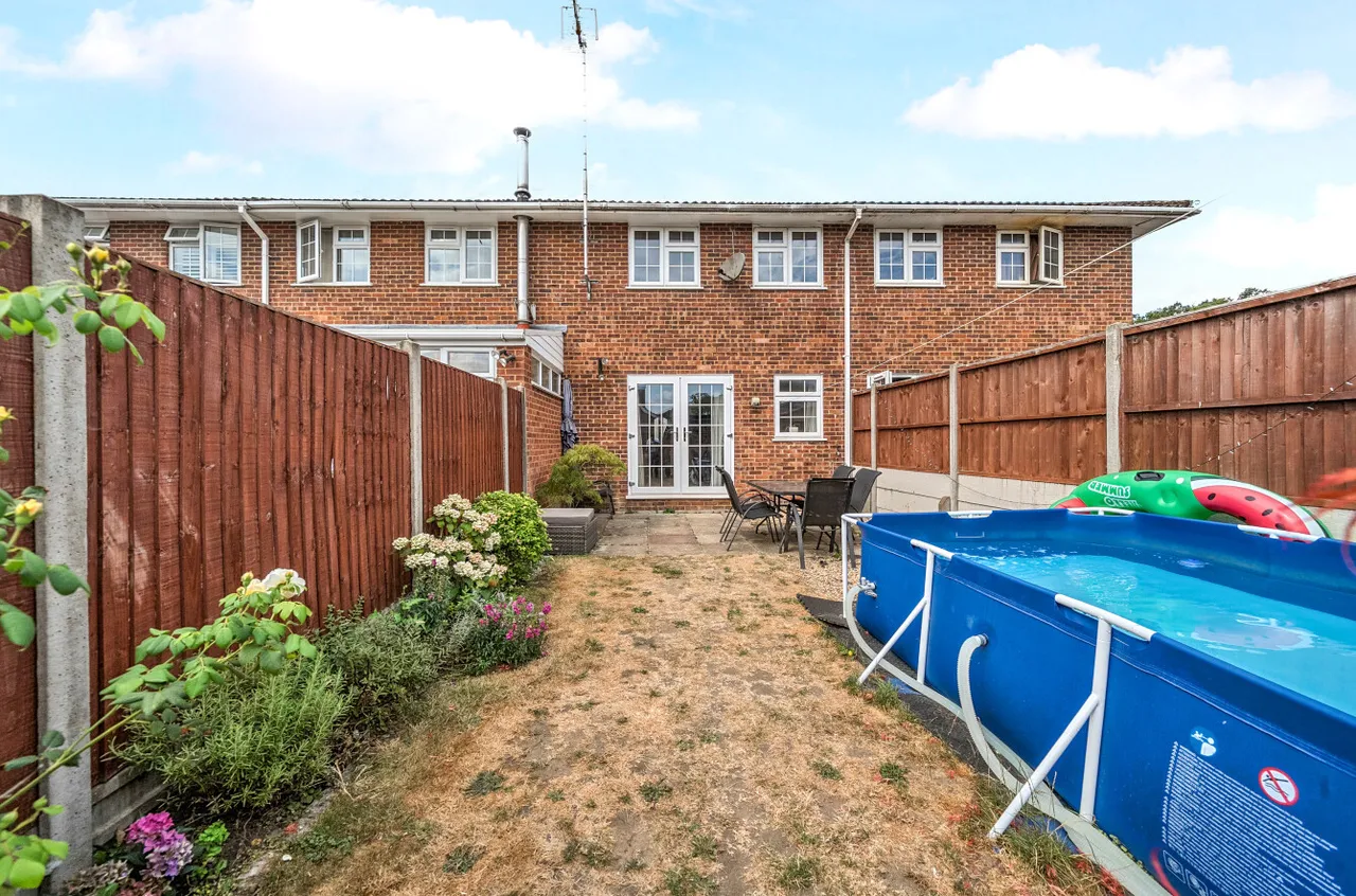 Cumberland Avenue, Guildford, GU2, photo 20