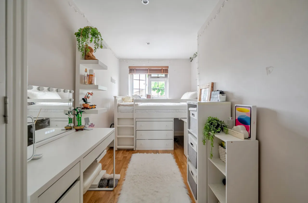 Cumberland Avenue, Guildford, GU2, photo 10
