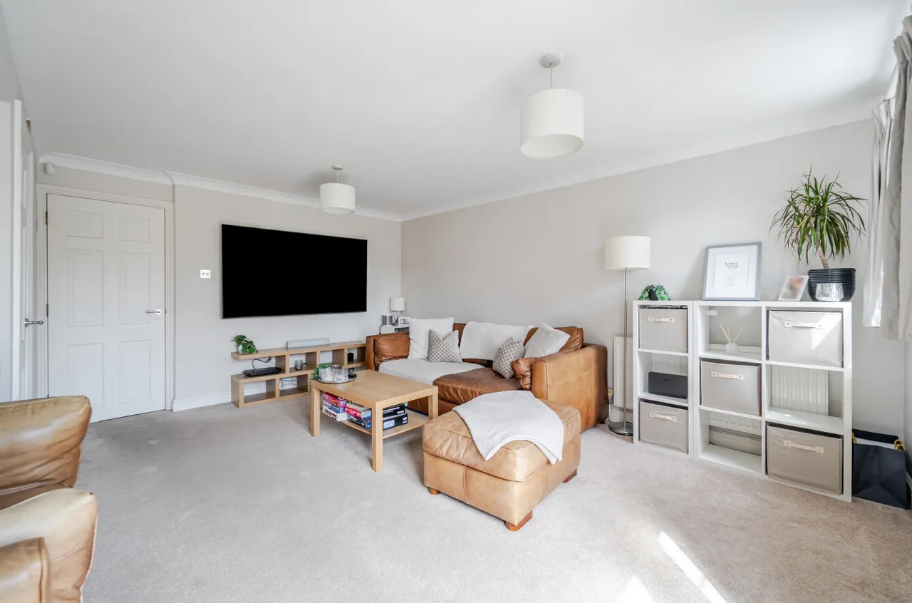 Cumberland Avenue, Guildford, GU2, photo 16