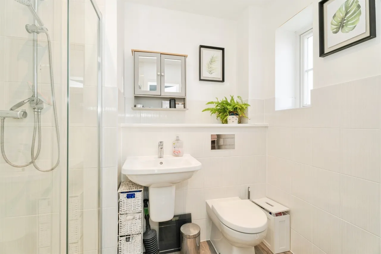 Kestrel Drive, Holt, NR25, photo 16