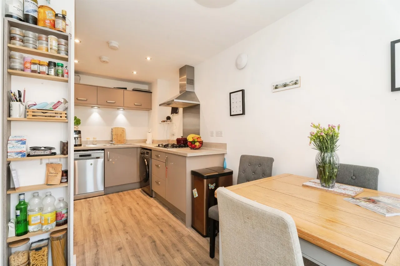 Kestrel Drive, Holt, NR25, photo 12