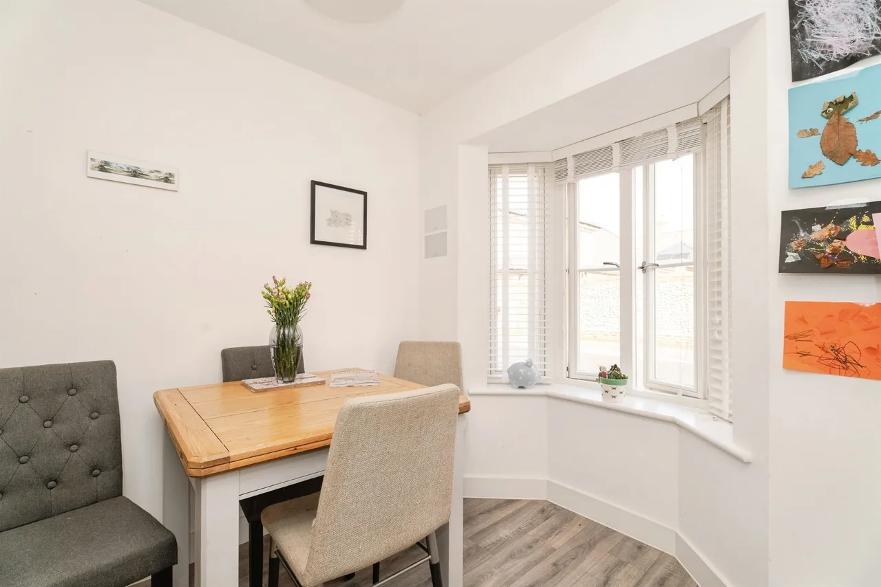 Kestrel Drive, Holt, NR25, photo 6