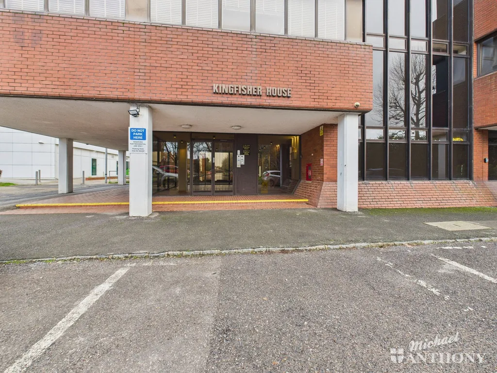 Kingfisher House, Aylesbury, 61 Walton Street, HP21 7FS, photo 11