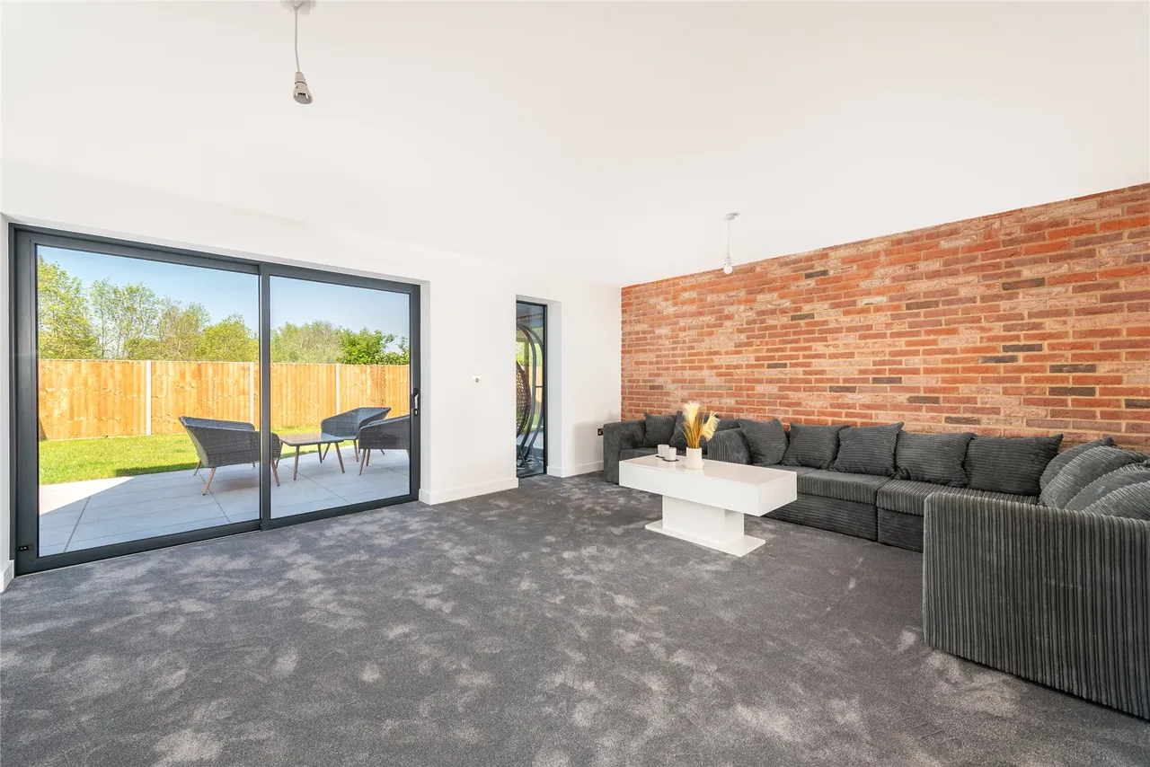 Silver End Road, Haynes, MK45, photo 5