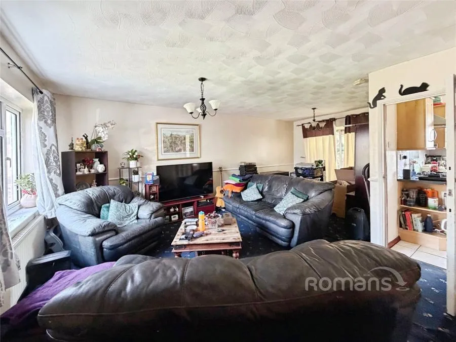 Cheyne Way, Farnborough, GU14, photo 18